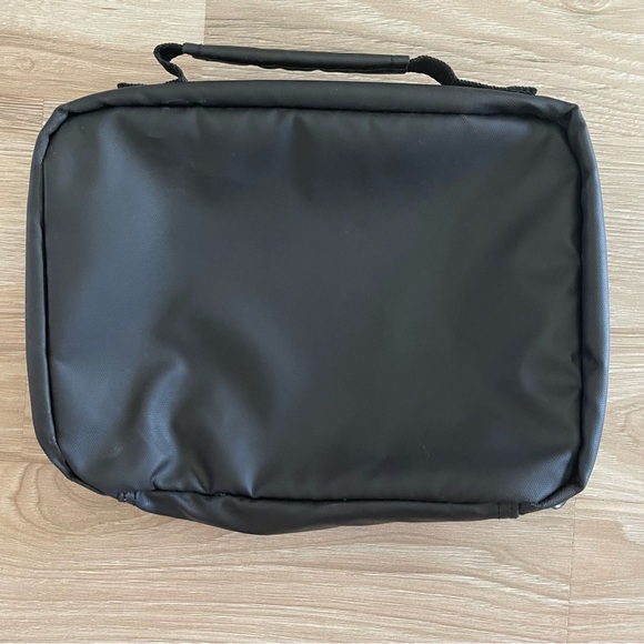 Nike Black and Neon Green Lunch Bag - Picture 2 of 5